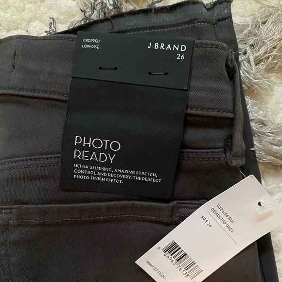J Brand Denim - J BRAND Photo Ready, cropped, low-rise jeans